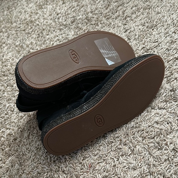 UGG Women's Black Ankle Boots - Picture 5 of 8